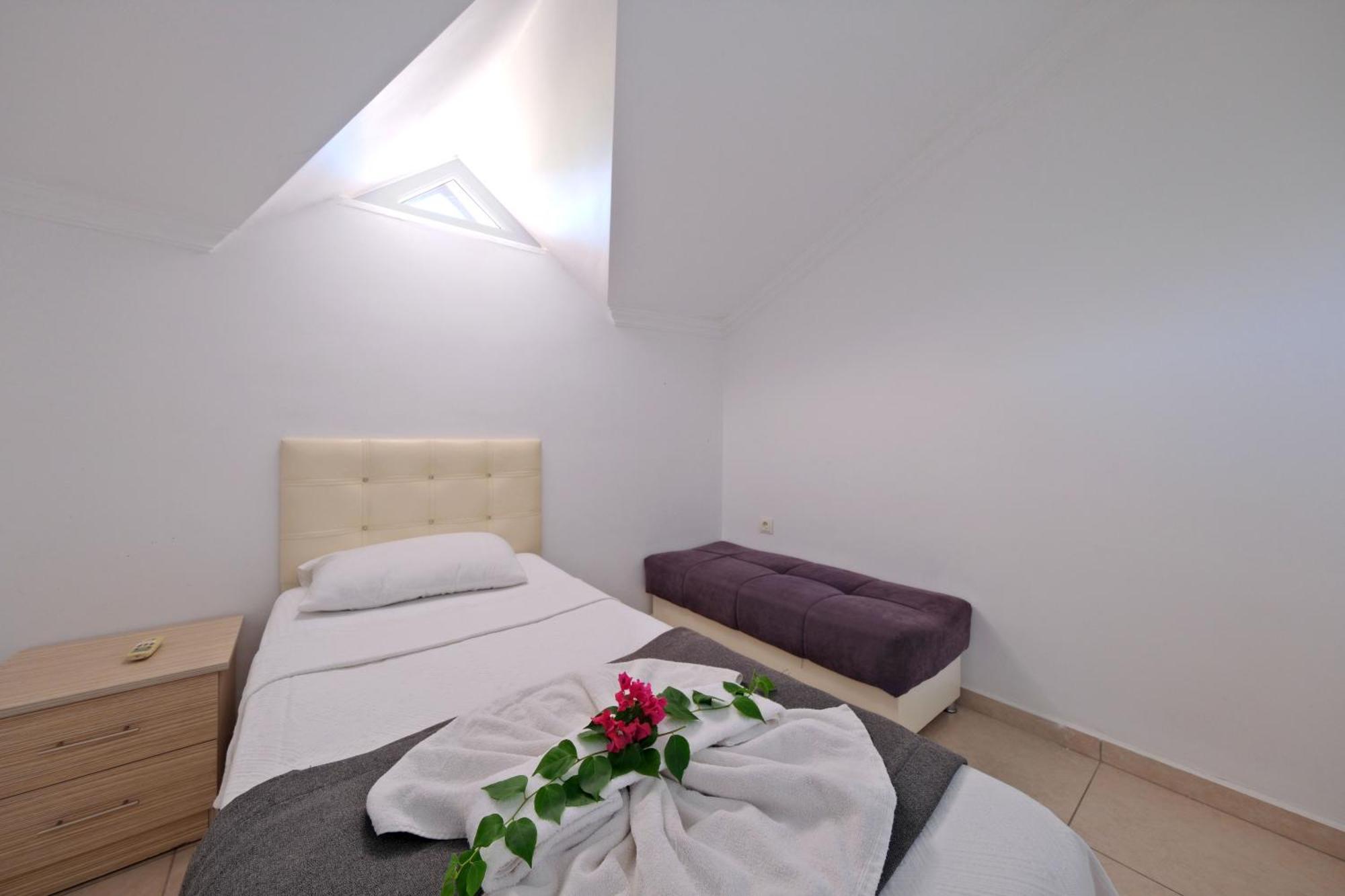 Legend Apartments II Фетие Екстериор снимка