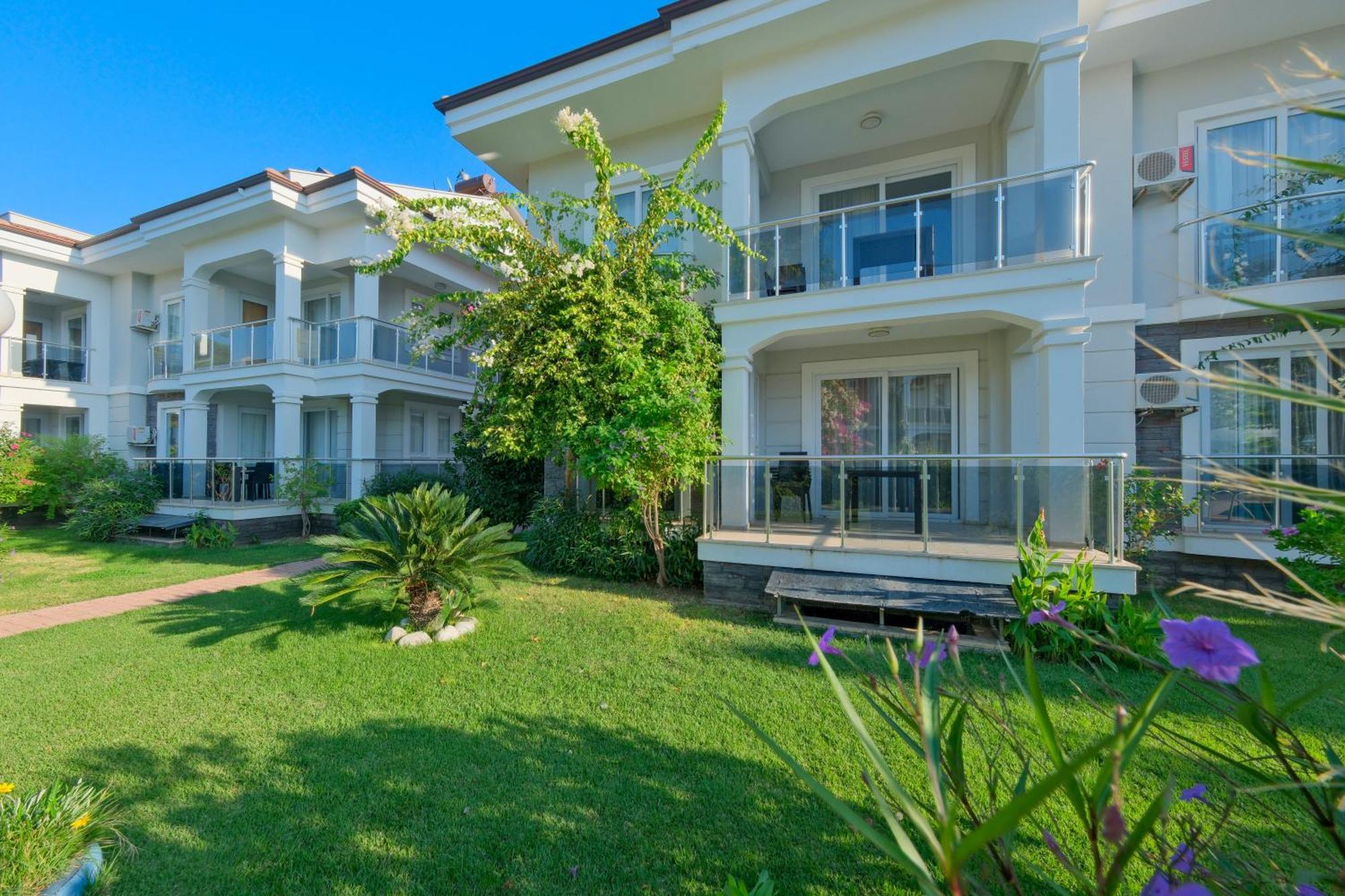 Legend Apartments II Фетие Екстериор снимка
