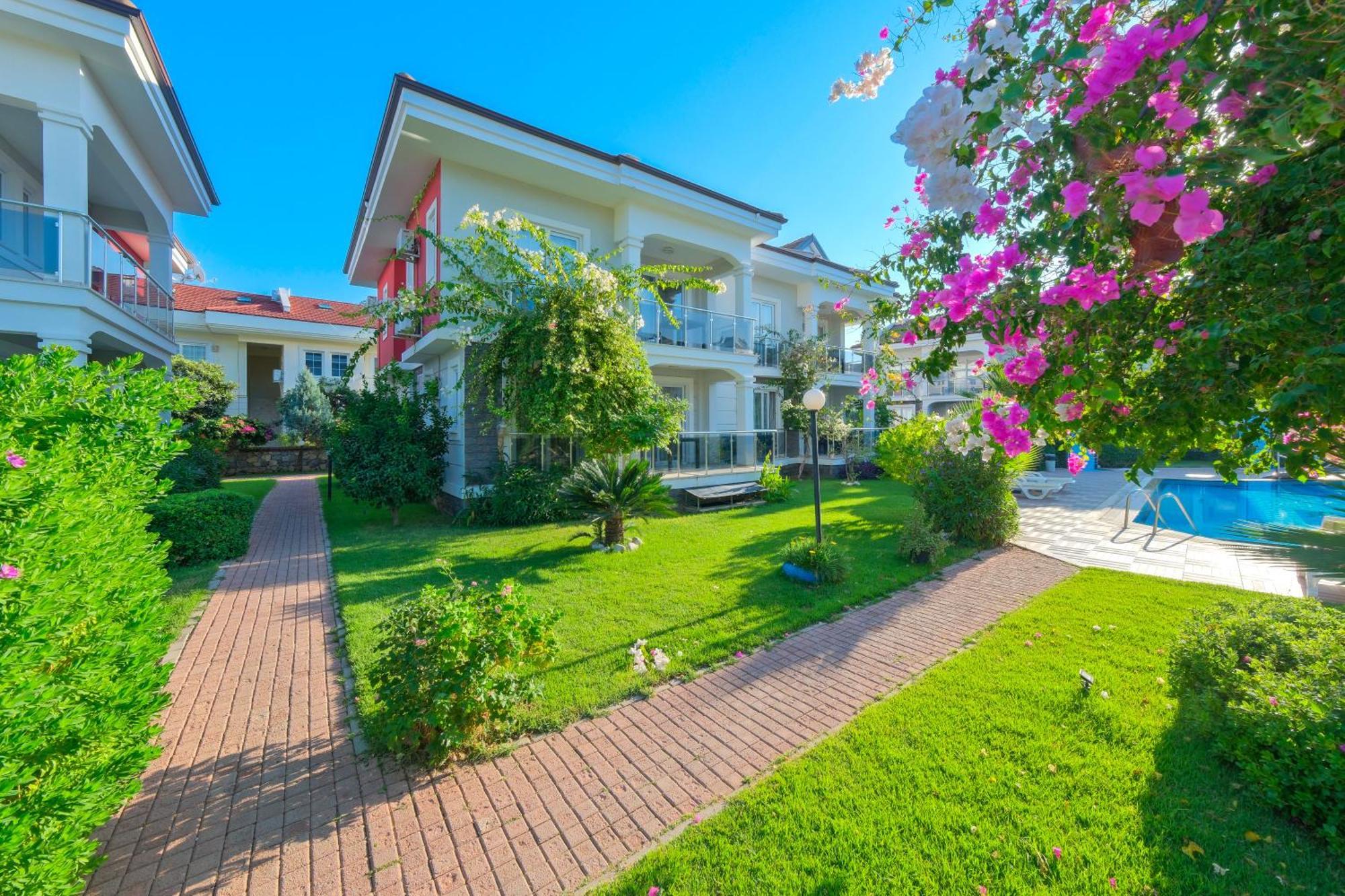 Legend Apartments II Фетие Екстериор снимка